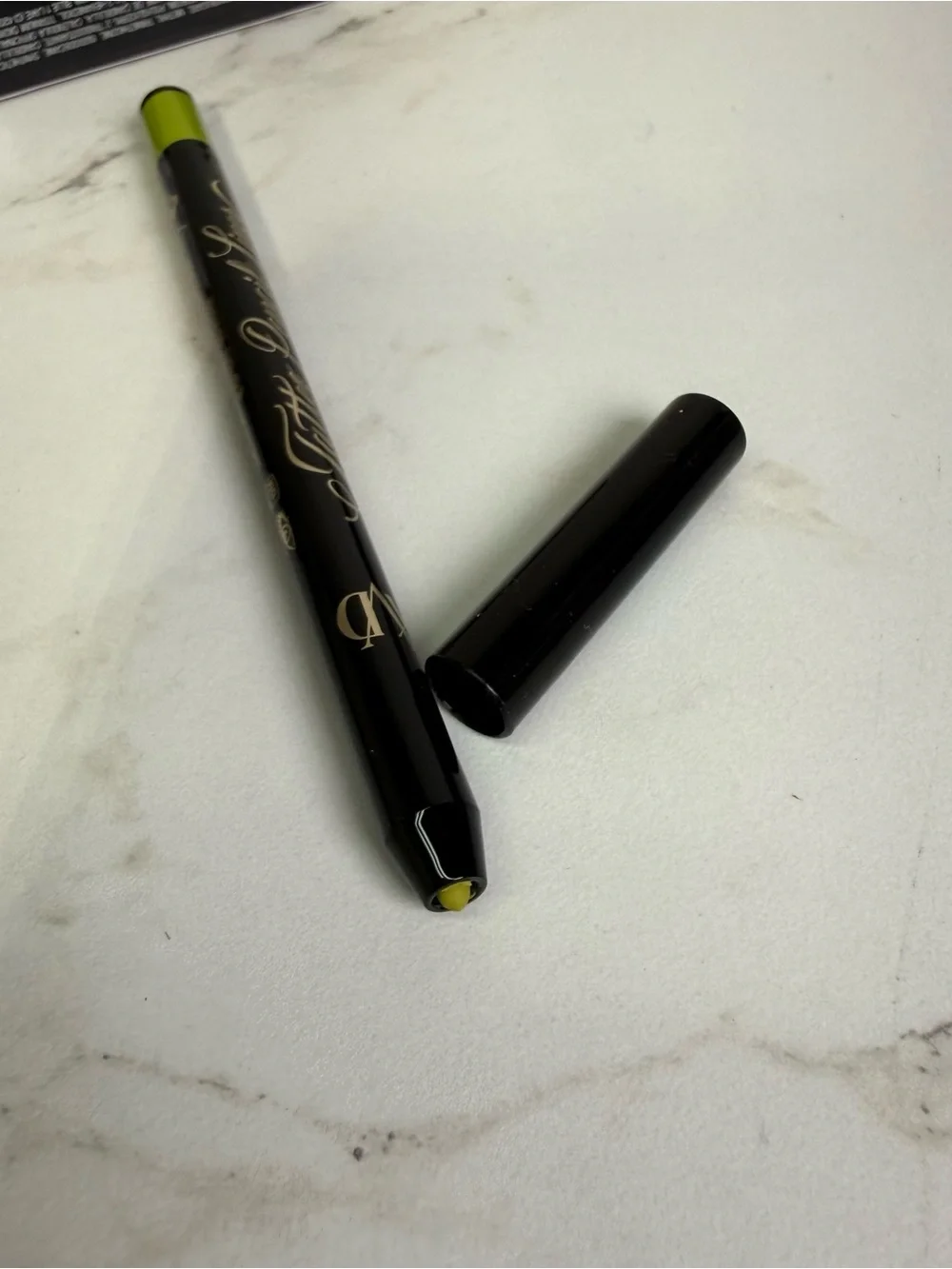 Kat Von D KVD Tattoo Pencil Liner Long Wear Gel Eyeliner 130 RADIUM GREEN Twist